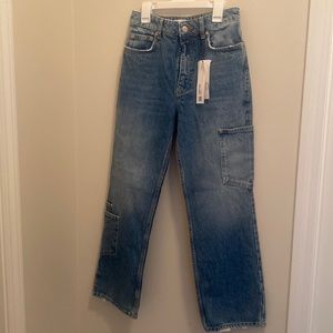 Zara jeans size 4